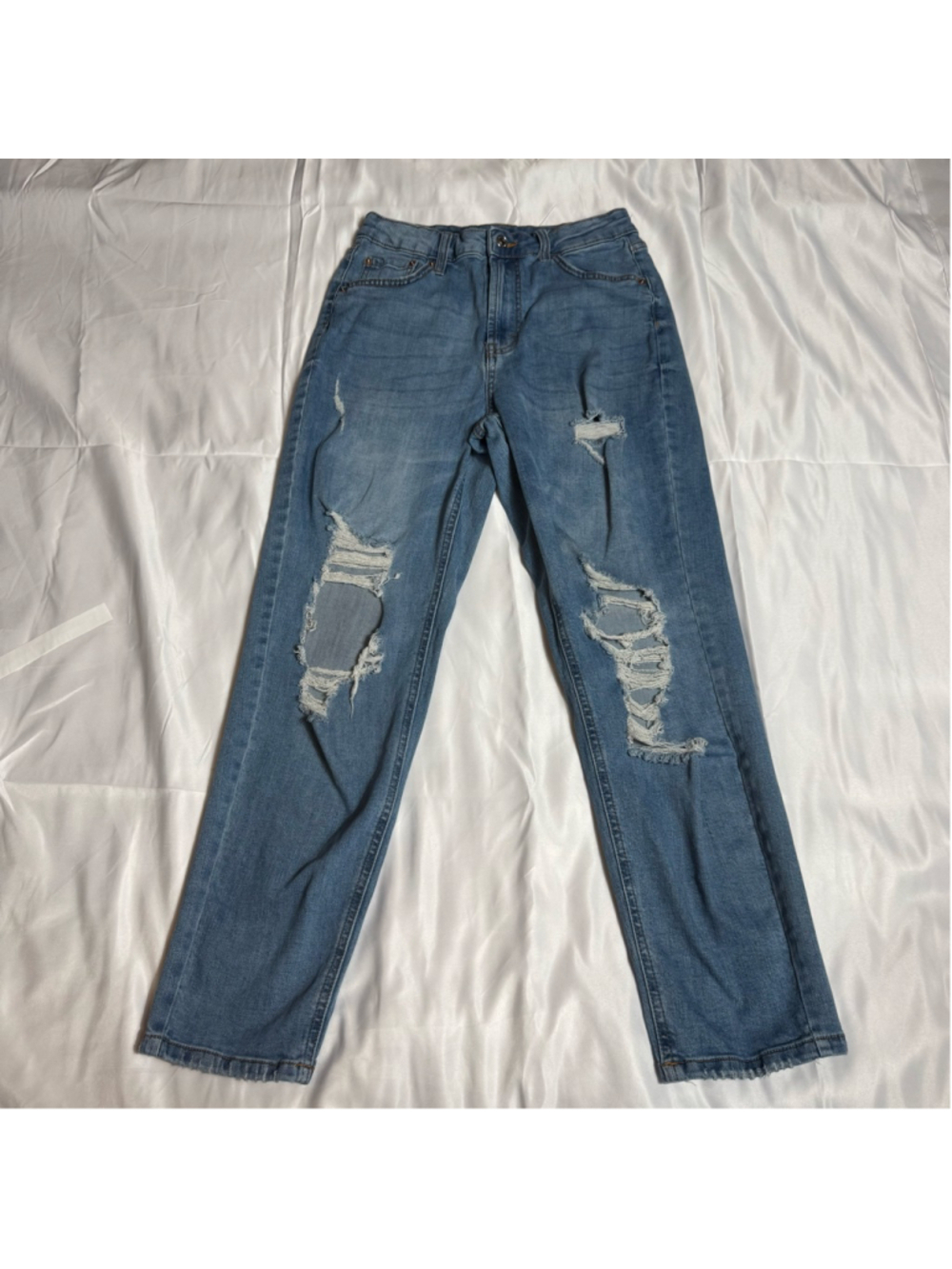 Women's Wild Fable High Rise Mom Jeans Size 4 Blue Distressed